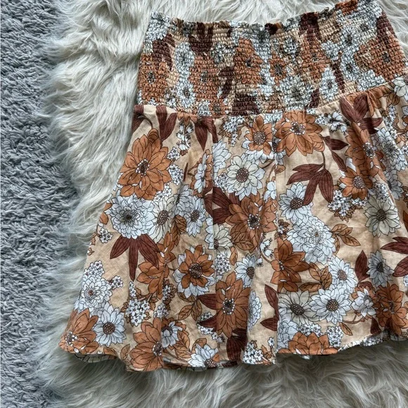 NWOT J. Crew Linen Floral Smocked Skirt - Picture 3 of 10